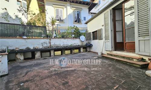 PIAZZA BECCARIA 5 vani Terrazza 40 mq